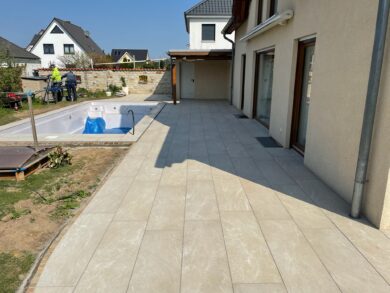 Terrasse gepflastert
