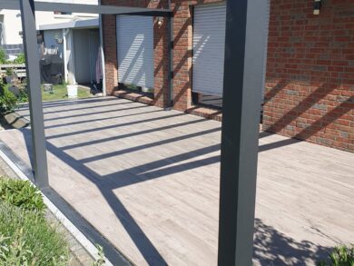Überdachte Terrasse