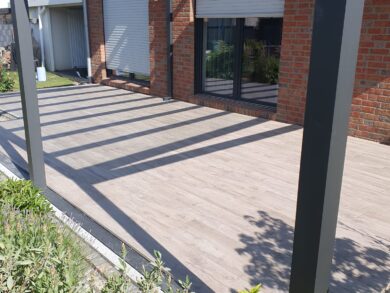 Terrasse gepflastert
